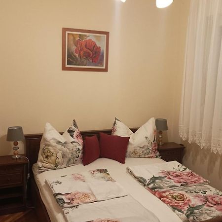 Lazar Apartmanok Hévíz Dış mekan fotoğraf